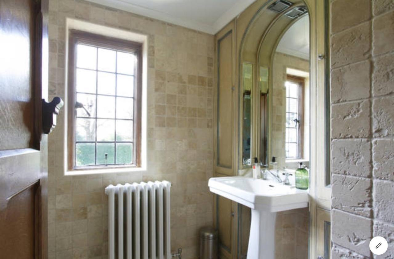 B&B Harlington Manor Экстерьер фото