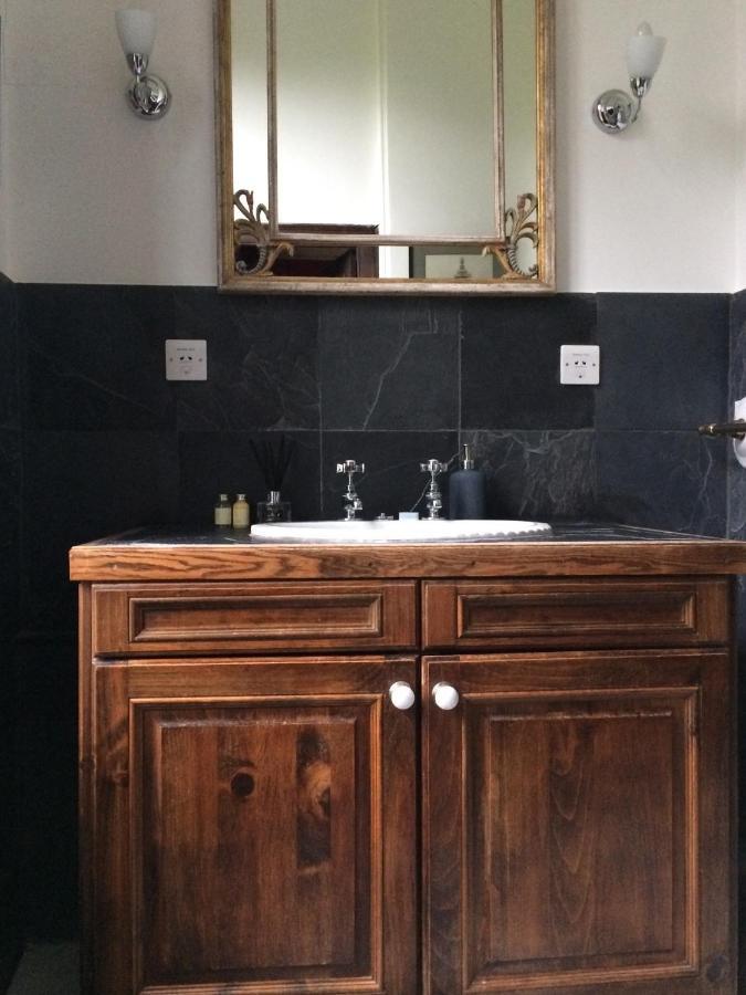 B&B Harlington Manor Экстерьер фото
